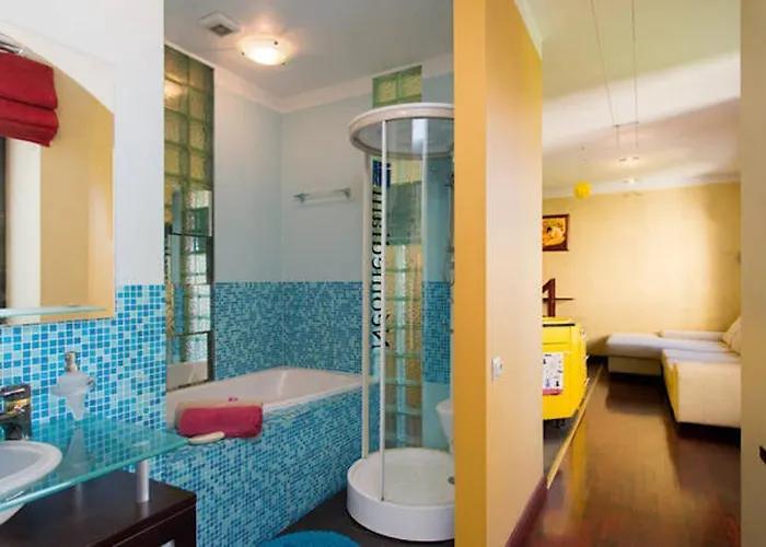 Delux 1 Bedroom In Centre - Late Check Out Апартаменты