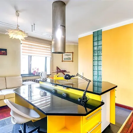 Delux 1 Bedroom In Centre *